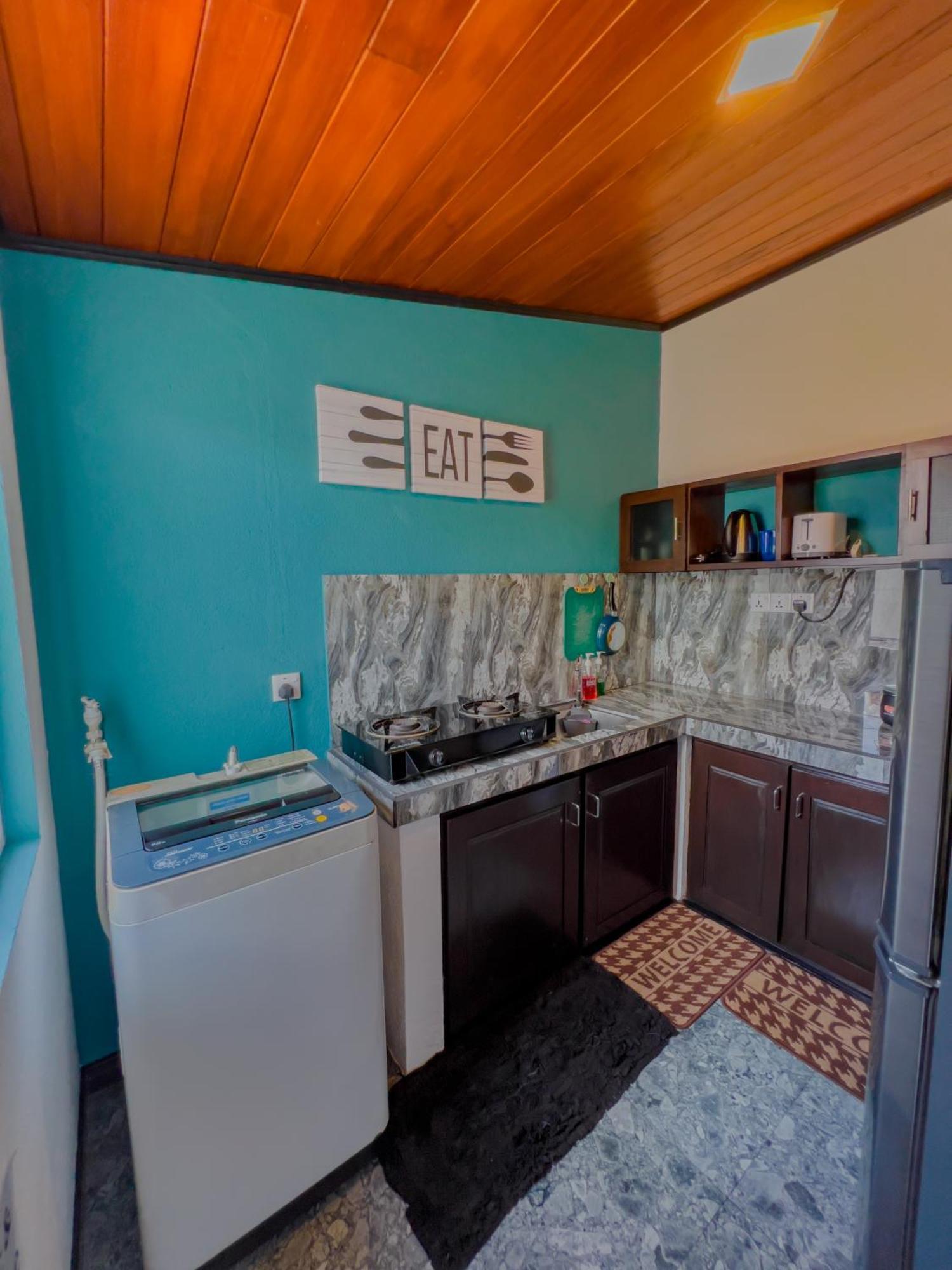 Sea Shell Villa Hikkaduwa 2 Separate Cabanas Ocean Front Villa Zewnętrze zdjęcie